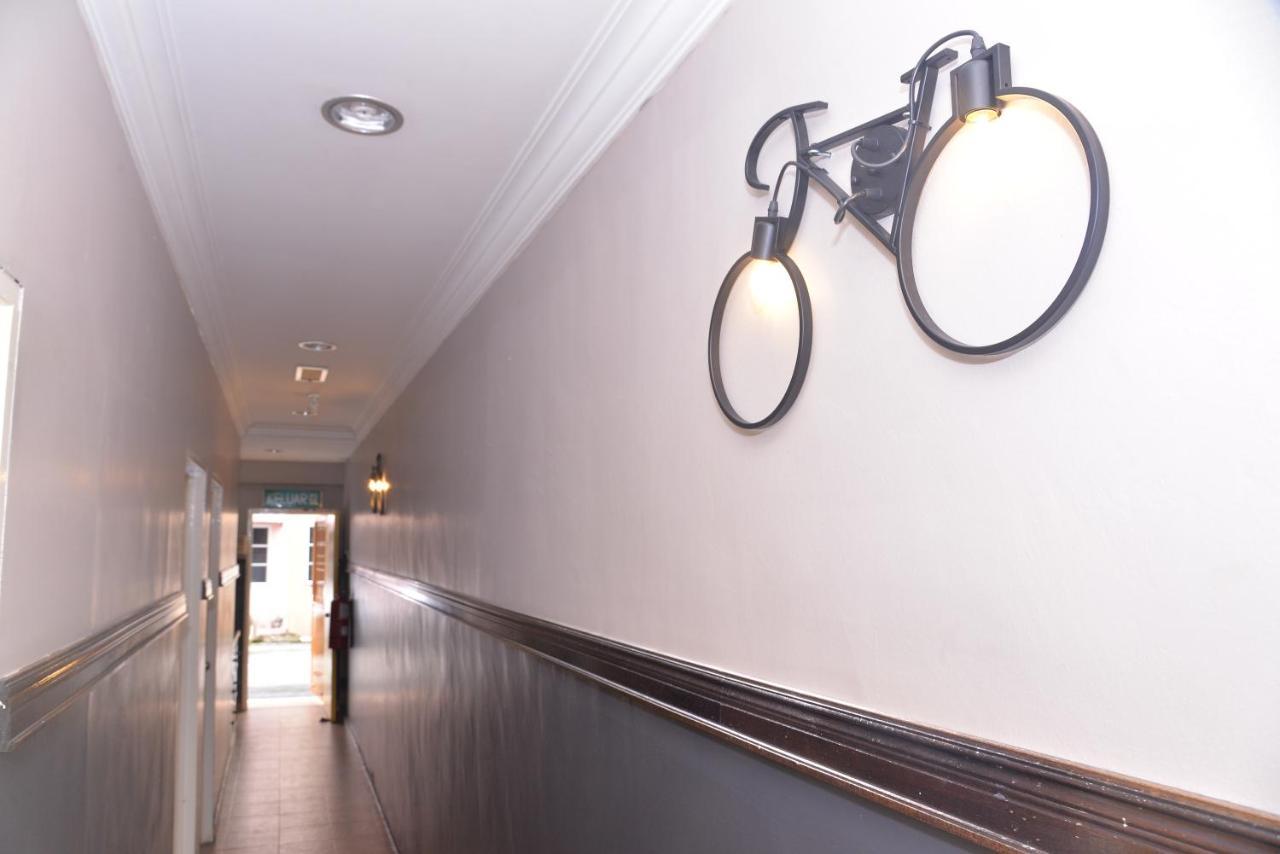 Nice Stay Hotel 劳勿 外观 照片