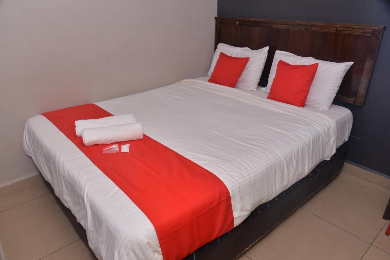 Nice Stay Hotel 劳勿 外观 照片